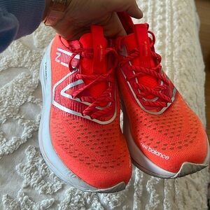 New Balance Fuelcell Trainer Running Shoes. Color - salmon. Great condition